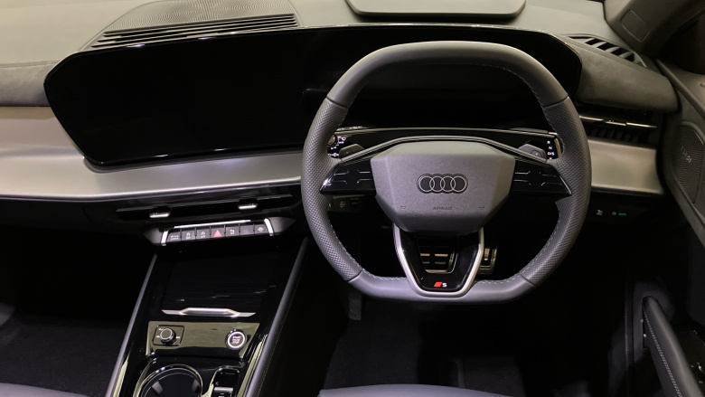 Audi Q3 1.5 TFSI S Line 5dr S Tronic Petrol Estate
